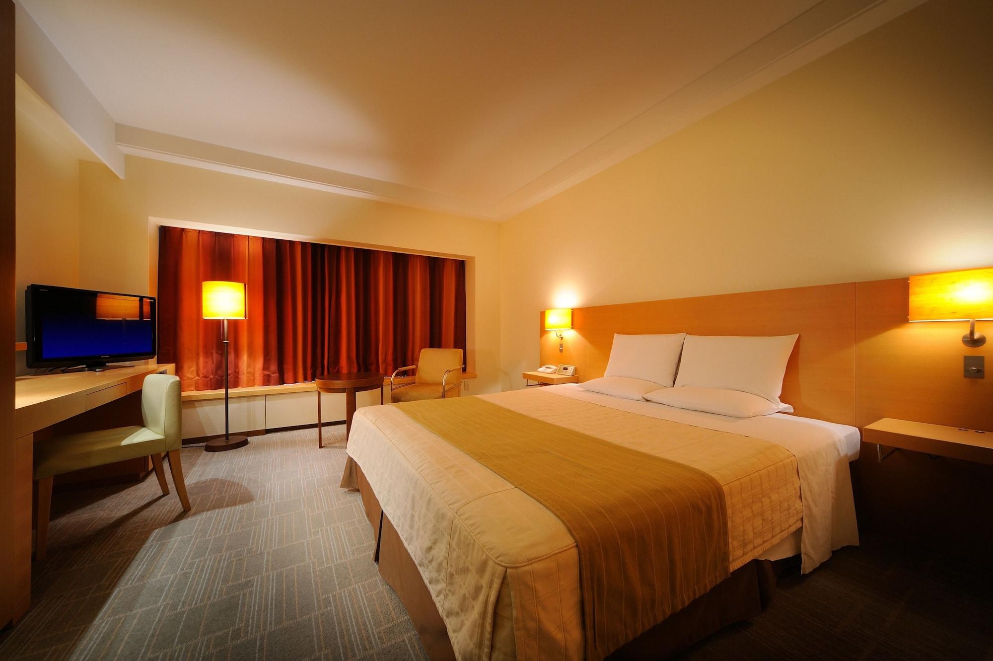 Hotel Okura 5*